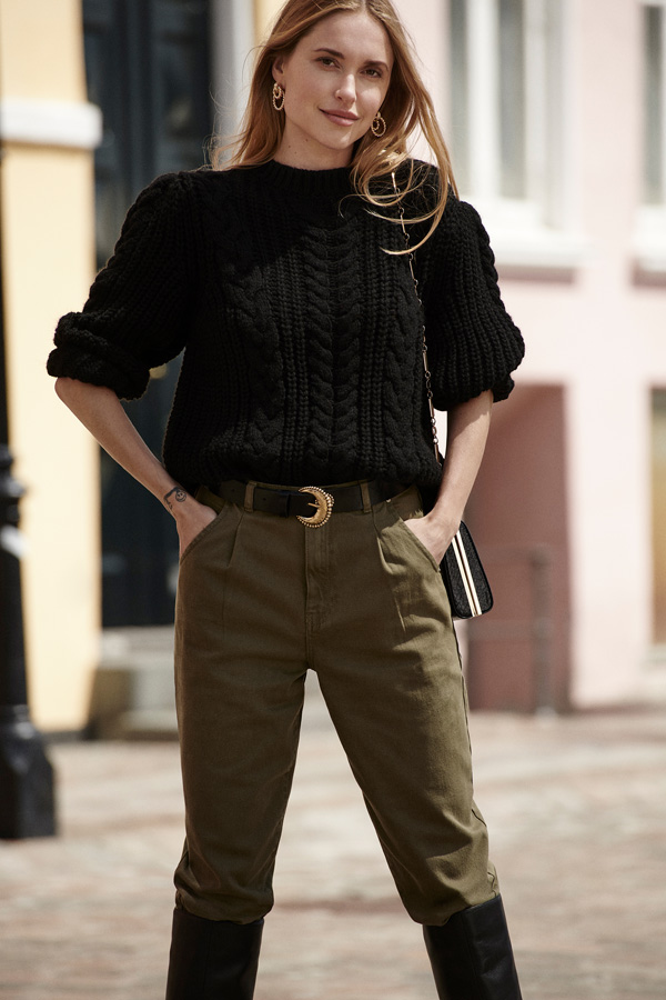 Mango'nun yeni yüzleri Pernille Taisbaek ve Jeanne Damas!