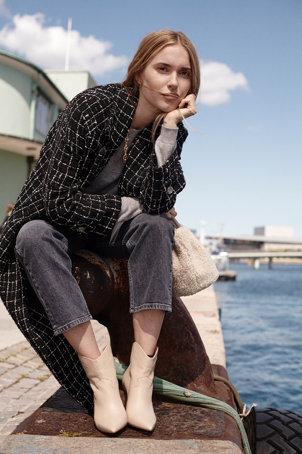 Mango'nun yeni yüzleri Pernille Taisbaek ve Jeanne Damas!