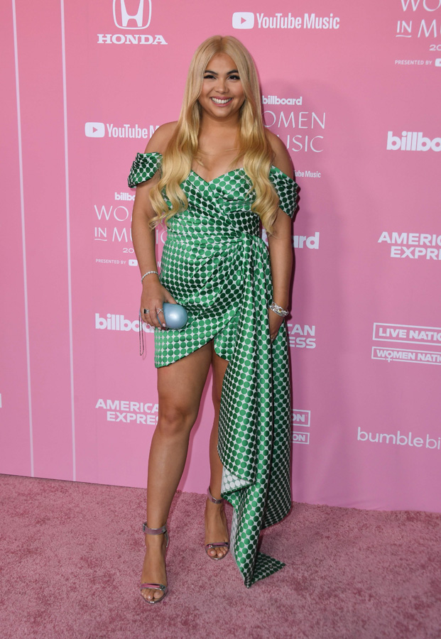 Taylor Swift "On Yılın Kadını" ödülüyle taçlandırıldı