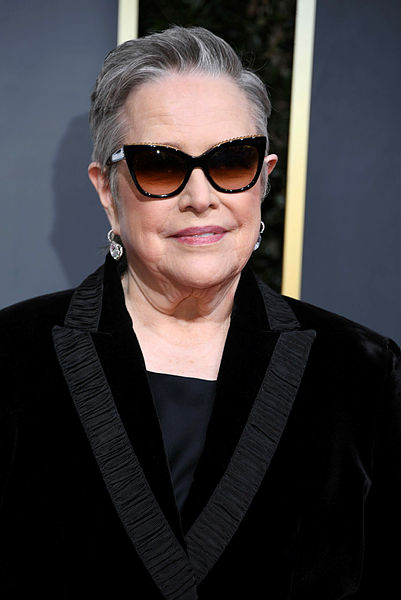 77. Altın Küre Ödülleri Kırmızı Halı Şıklığı