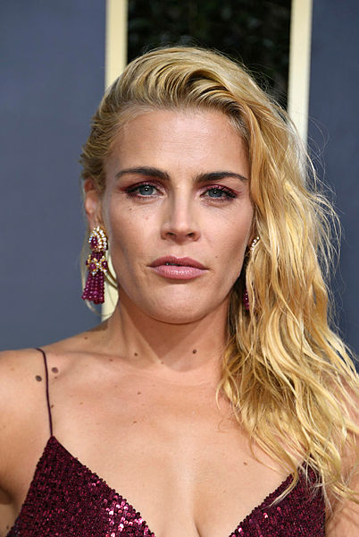 77. Altın Küre Ödülleri Kırmızı Halı Şıklığı