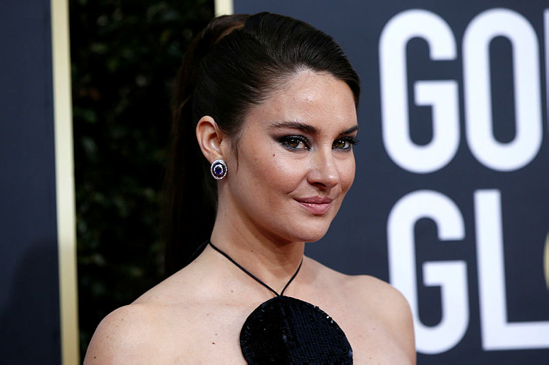 77. Altın Küre Ödülleri Kırmızı Halı Şıklığı