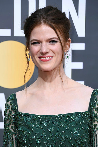 77. Altın Küre Ödülleri Kırmızı Halı Şıklığı