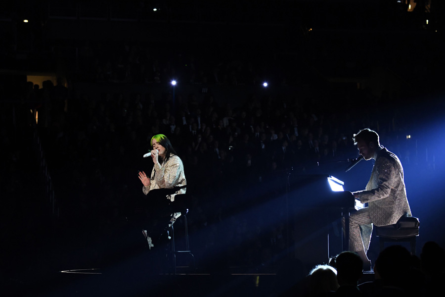 Billie Eilish ve Finneas'ın Gucci mücevherleri