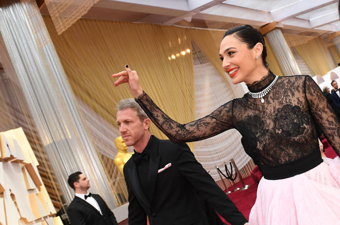 Oscar 2020'nin kırmızı halı çiftleri