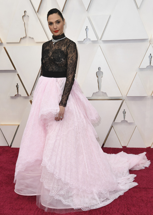 2020 Oscar Ödülleri'nde kırmızı halı şıklığı