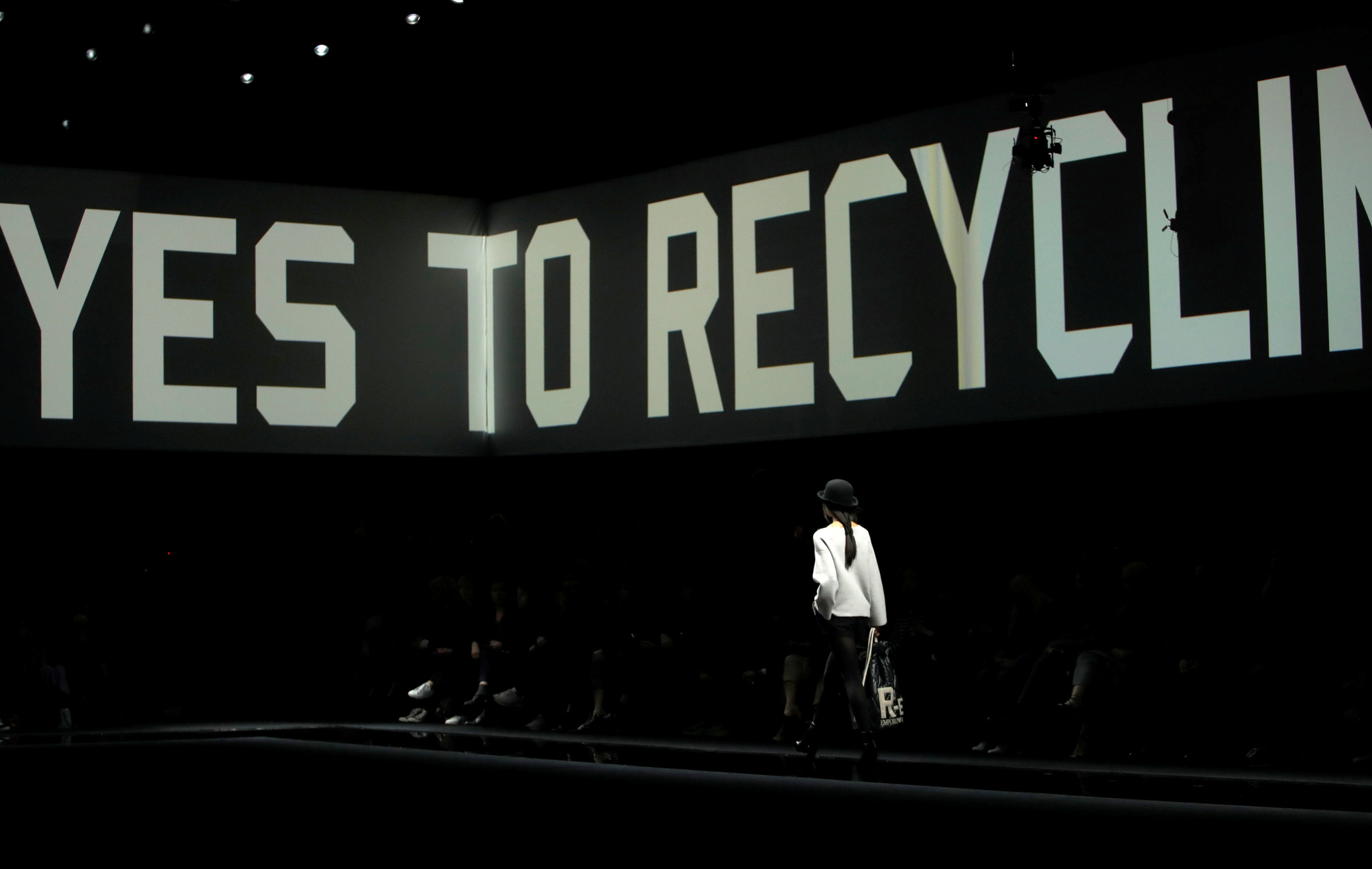 Emporio Armani Sonbahar/Kış 2020 koleksiyonu