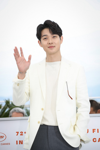 Parazit'in oyuncularıyla tanışın