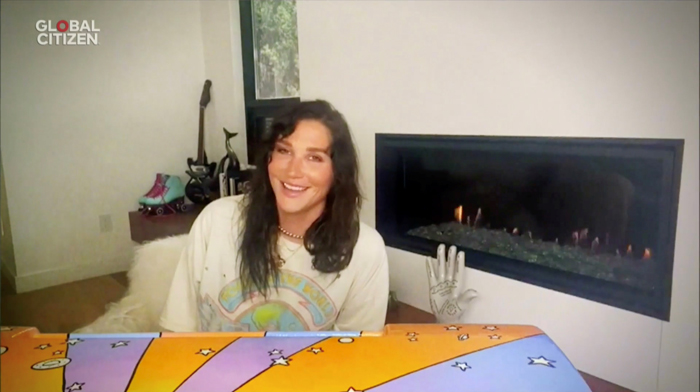 Dünyaca ünlü yıldızlardan 8 saatlik online konser