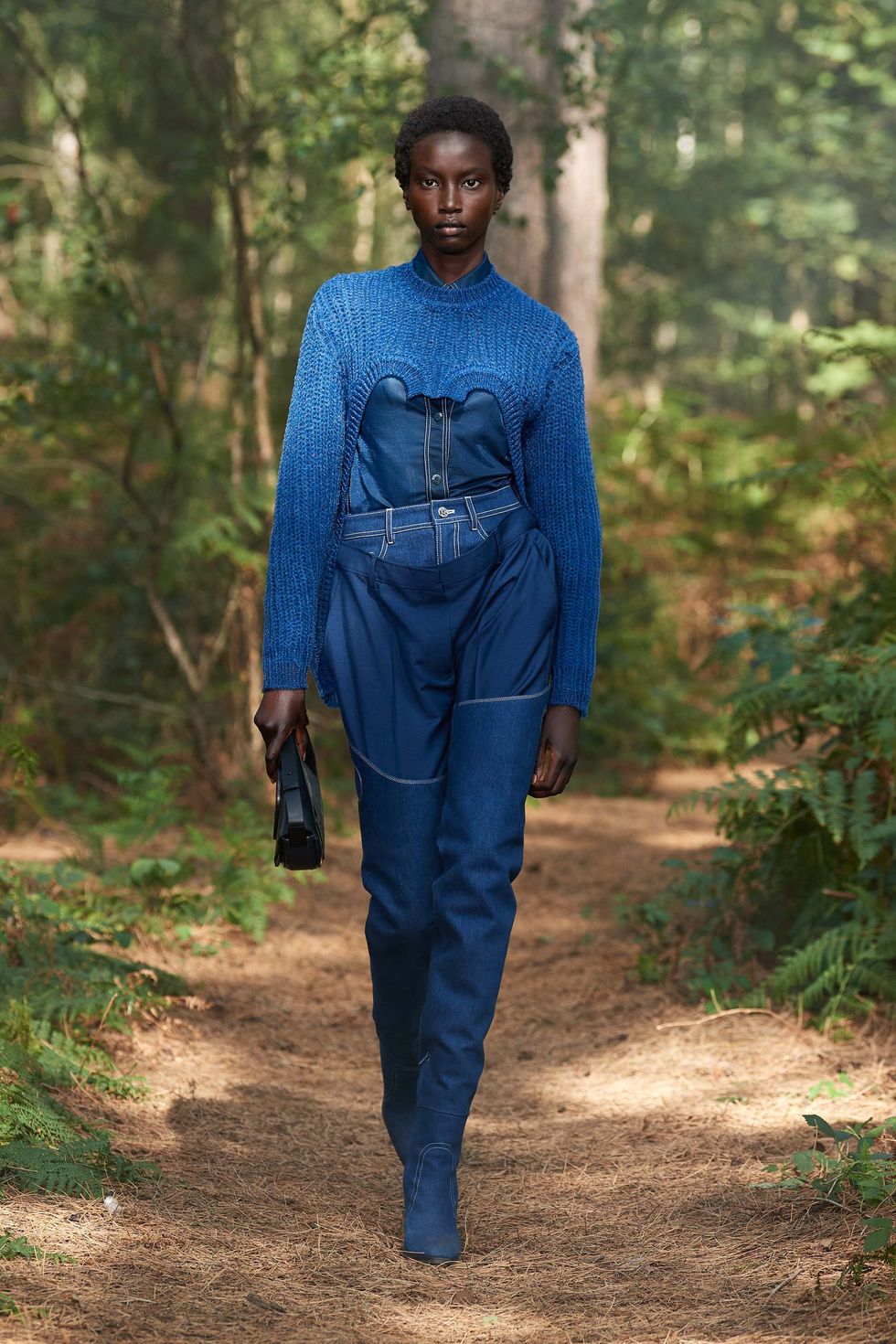 Londra Moda Haftası En İyileri Devam Ediyor