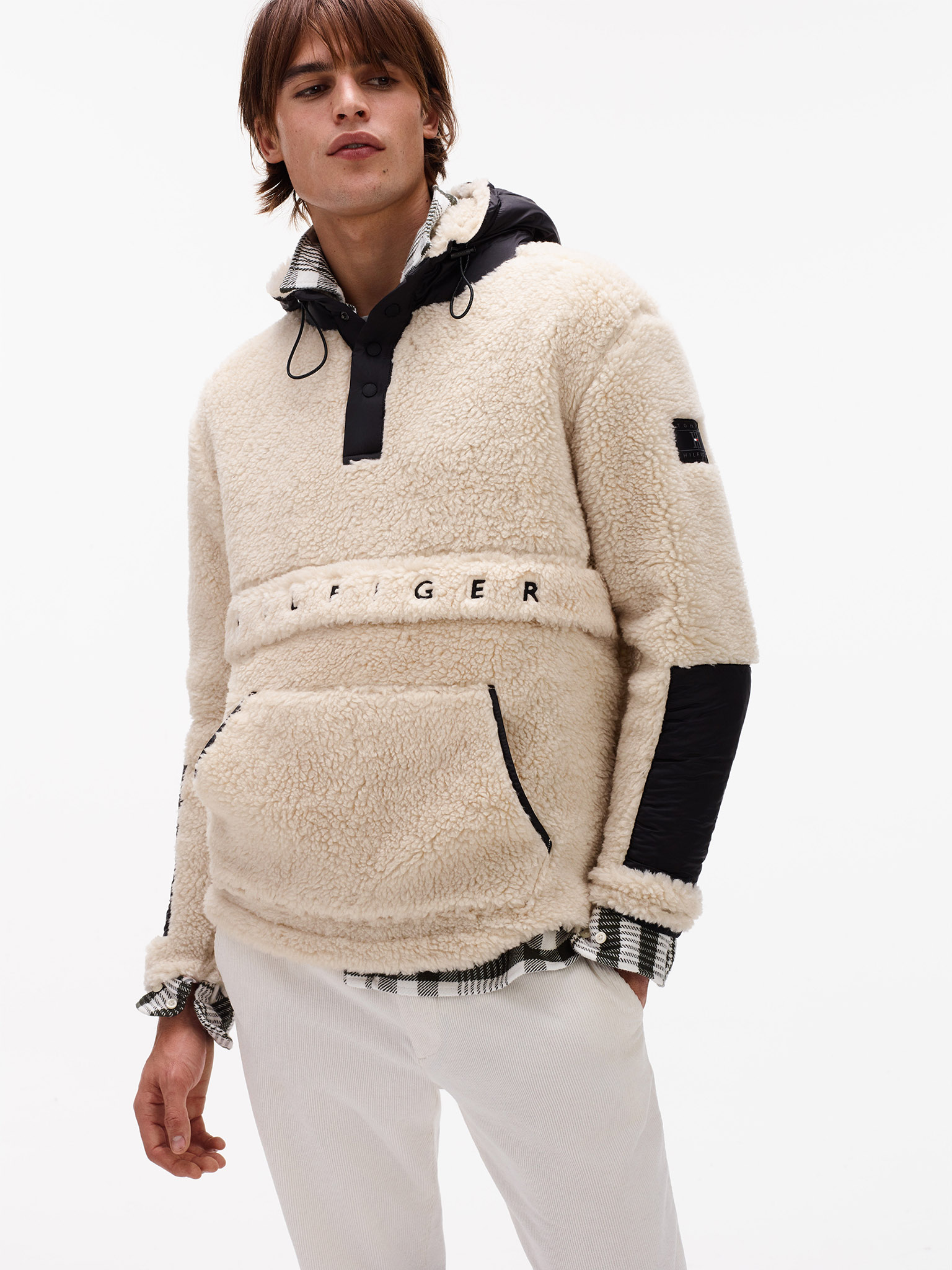 Tommy Hilfiger Sonbahar - Kış Koleksiyonunu Dijital Olarak Tanıttı