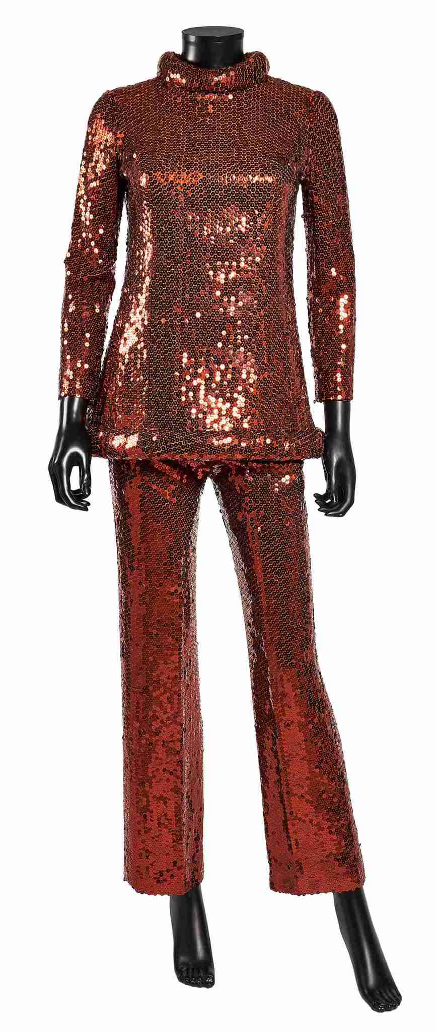 JEANNE MOREAU MÜZAYEDE İLE ANILIYOR