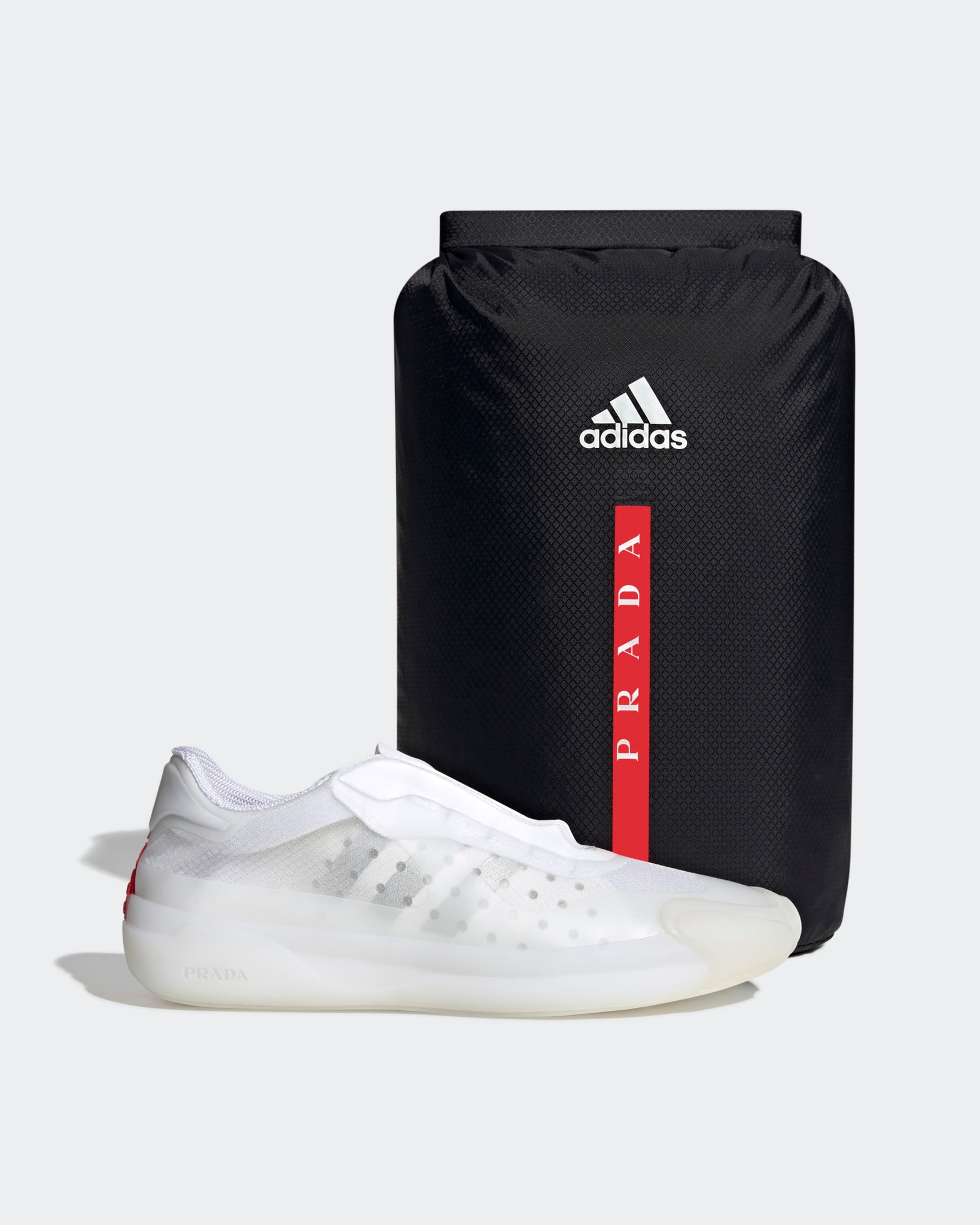 adidas ve Prada’nın Yeni Silueti: A + P LUNA ROSSA 21