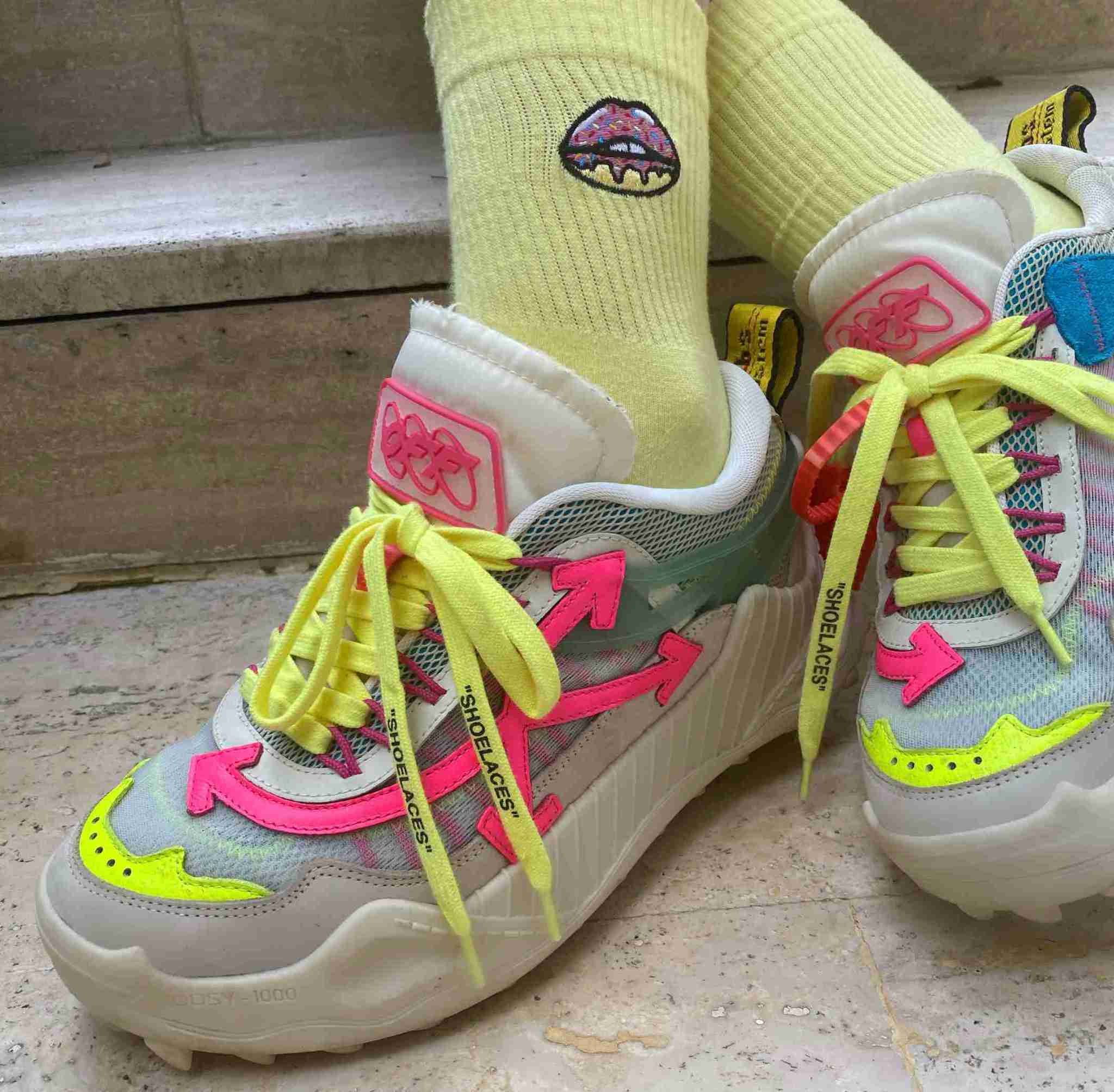 Bensu Soral'dan SosyalBen Vakfı'na Özel Tasarımlar