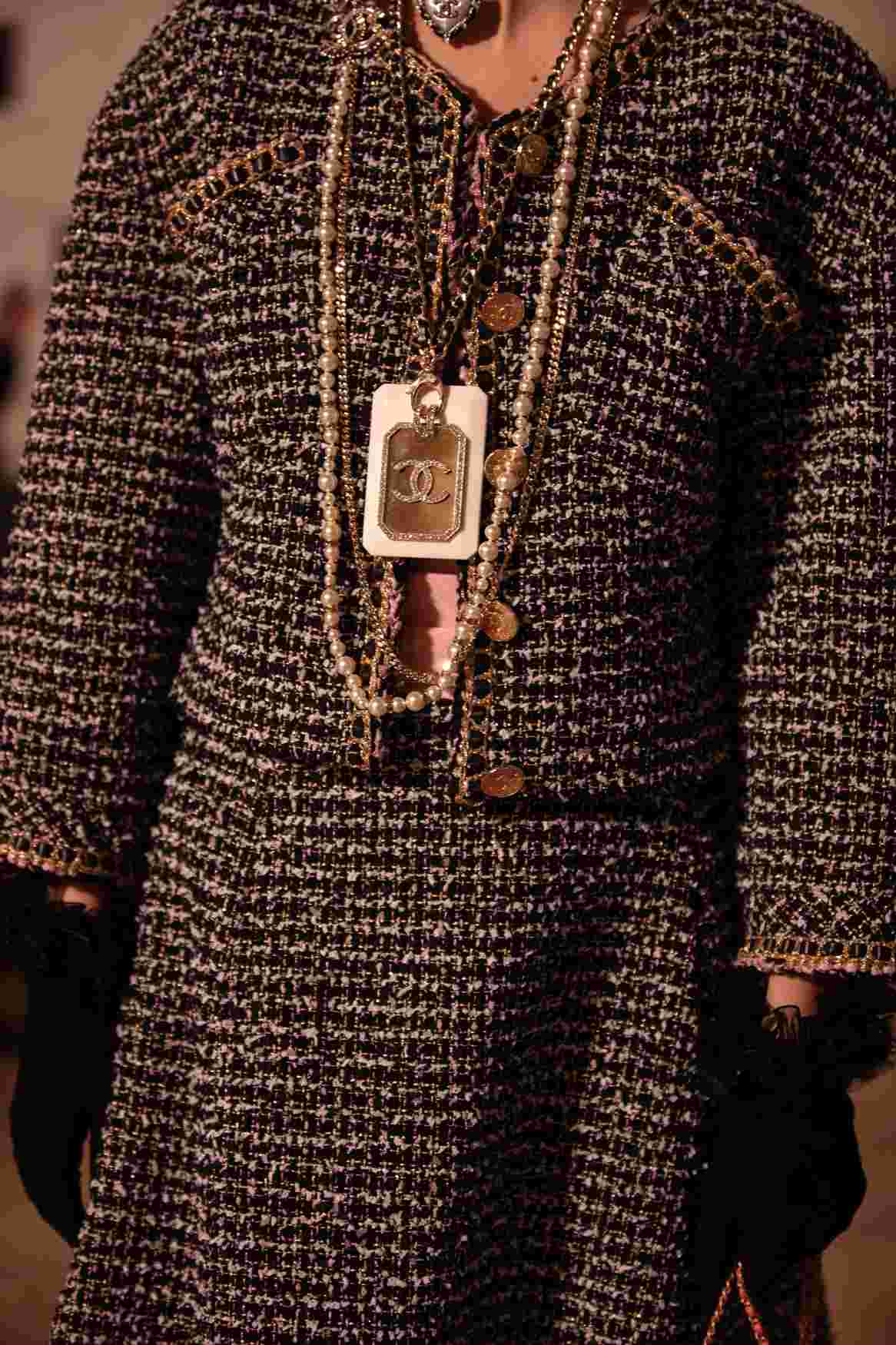 CHANEL 2020/21 Métiers d'art Koleksiyonu "Le Château des Dames"