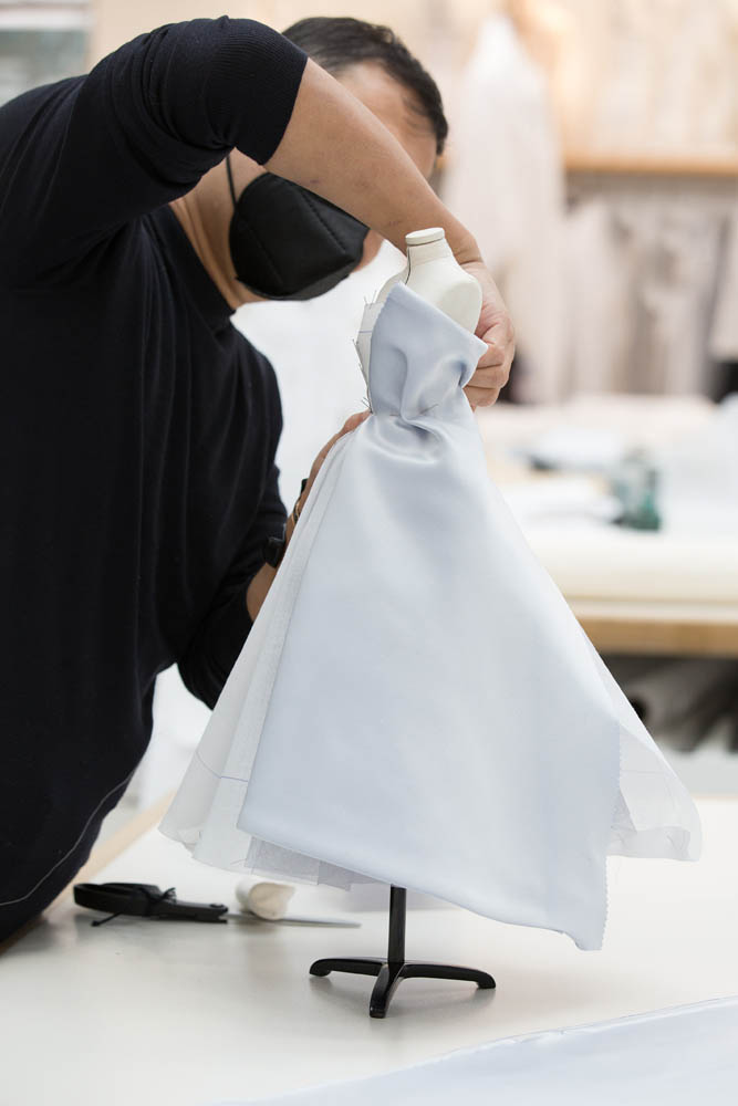 Anya Taylor-Joy'un  çelik mavi Dior elbisesi nasıl ortaya çıktı?