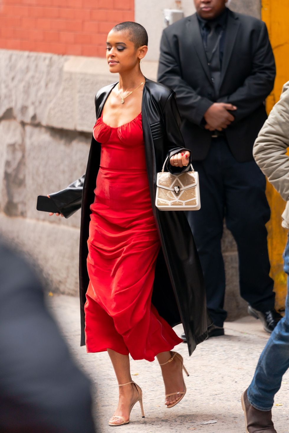 Tüm Yeni Gossip Girl Görünümleri ve Kamera Arkası