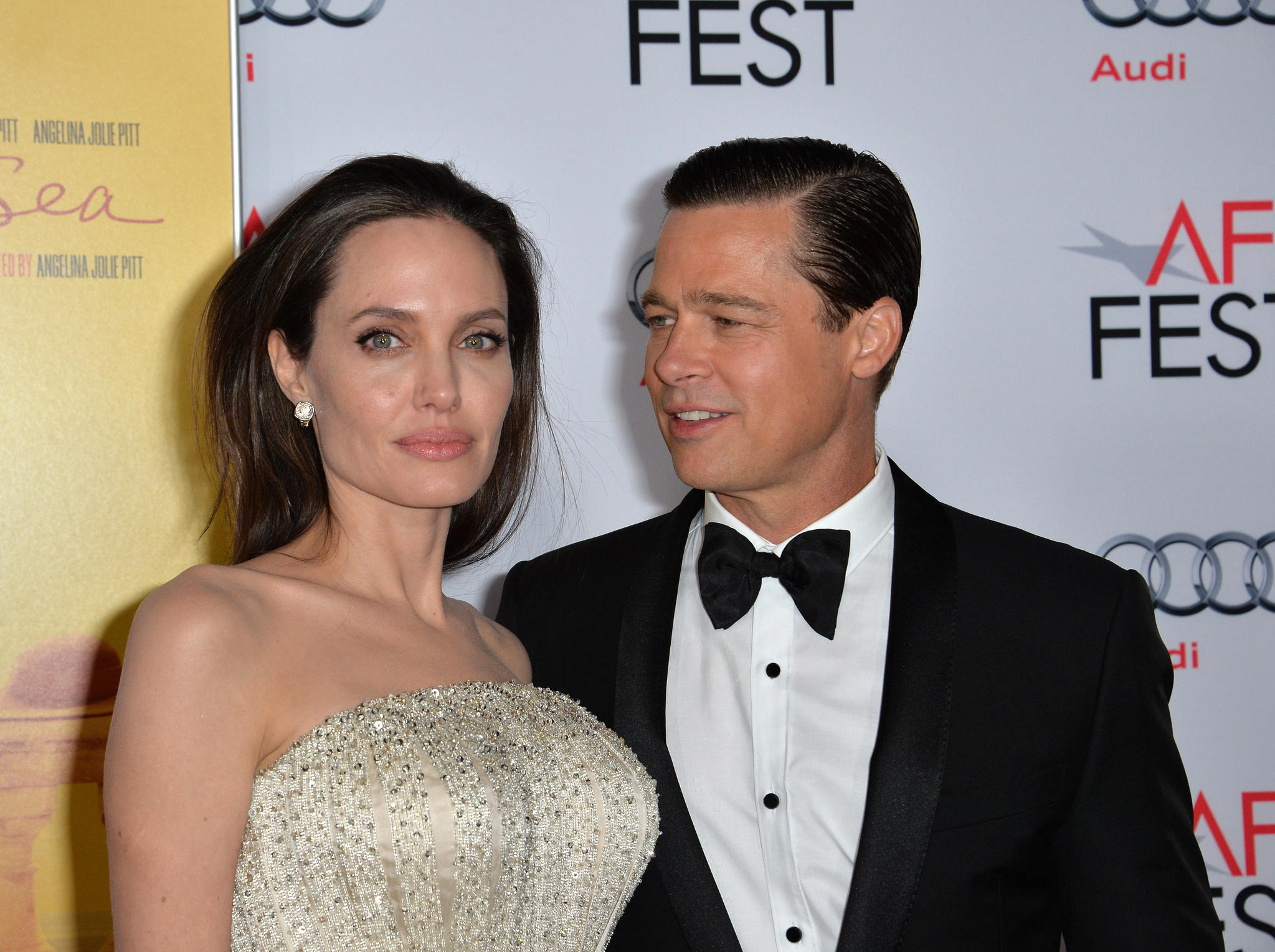 Angelina Jolie: Brad Pitt bana şiddet uyguladı