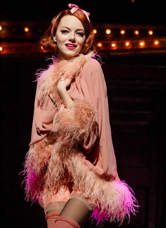 Emma Stone Anne Oldu