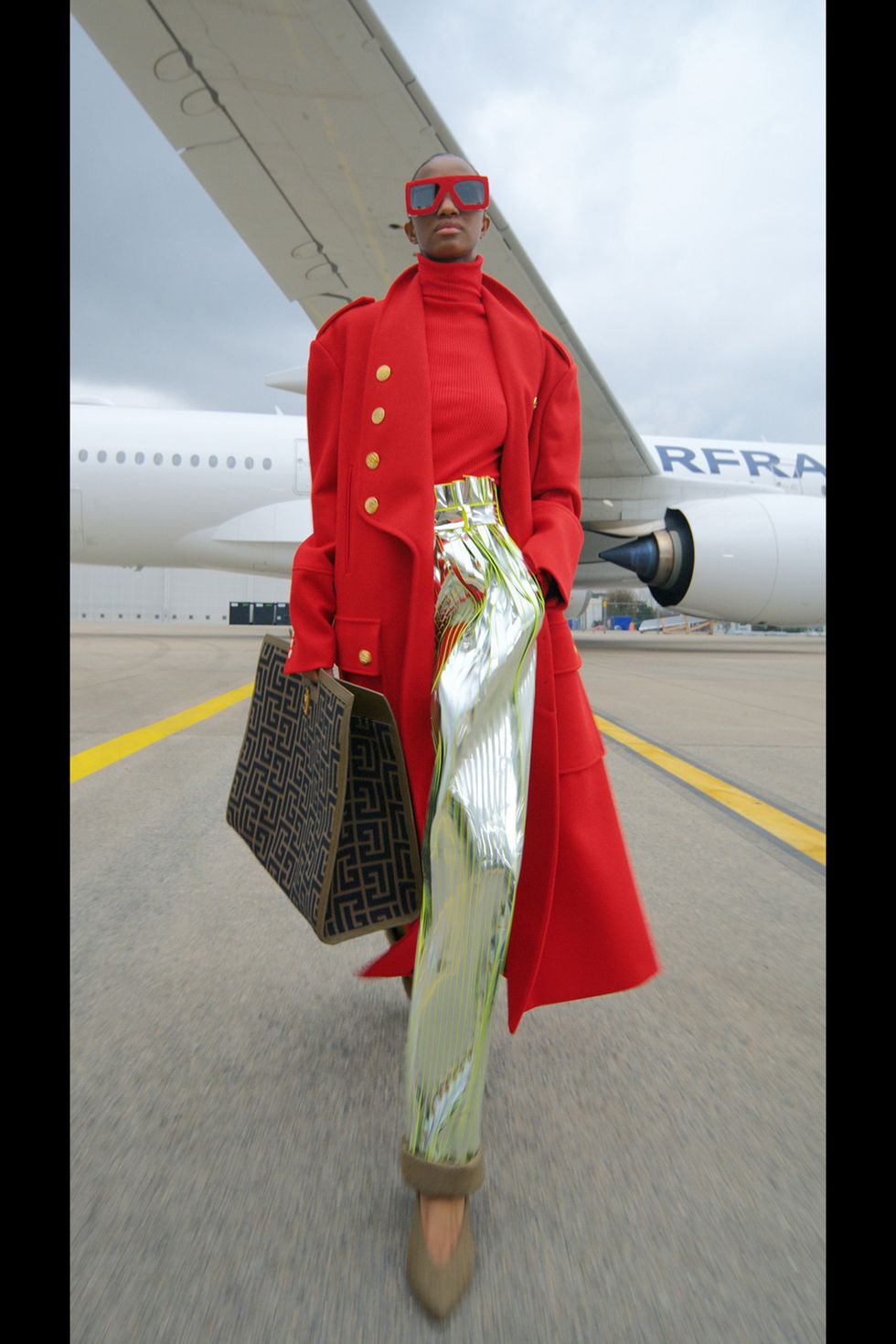 Celine Fall/21, Rüya Gibi Bir Şato'nun Çimenlerinde