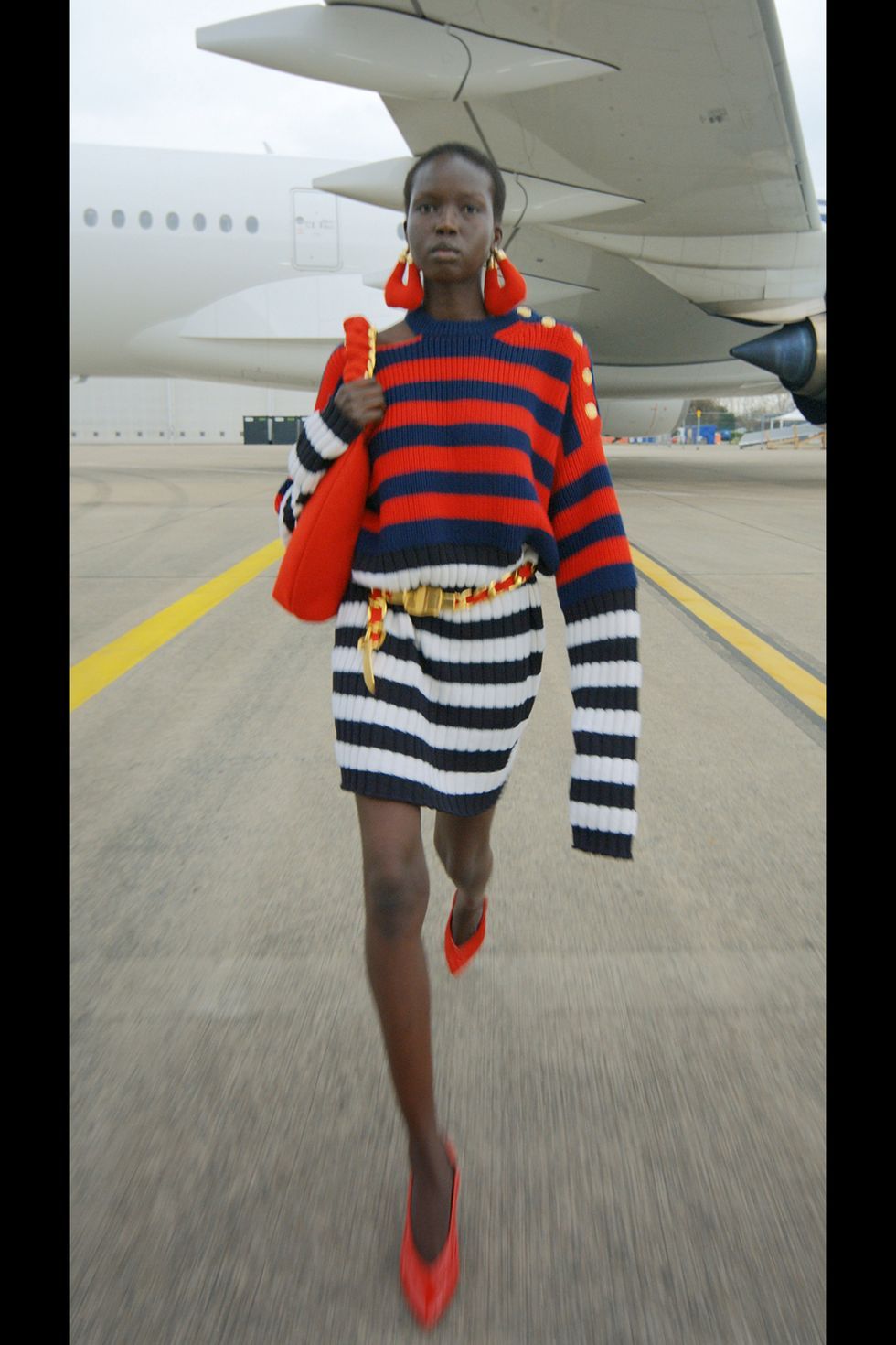 Celine Fall/21, Rüya Gibi Bir Şato'nun Çimenlerinde