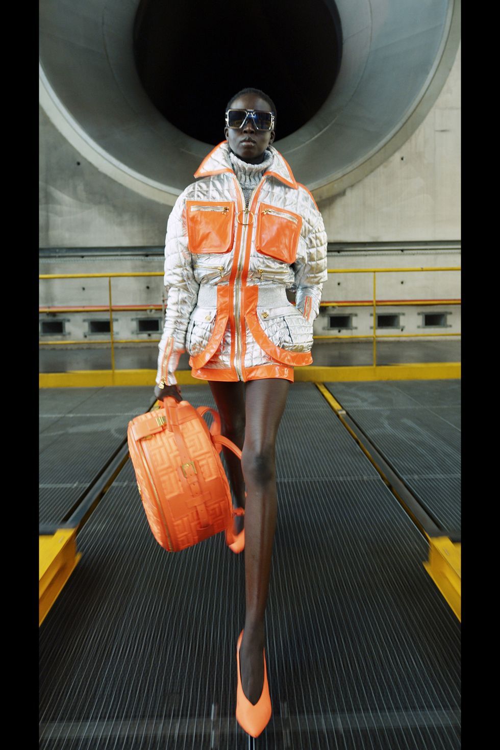 Celine Fall/21, Rüya Gibi Bir Şato'nun Çimenlerinde