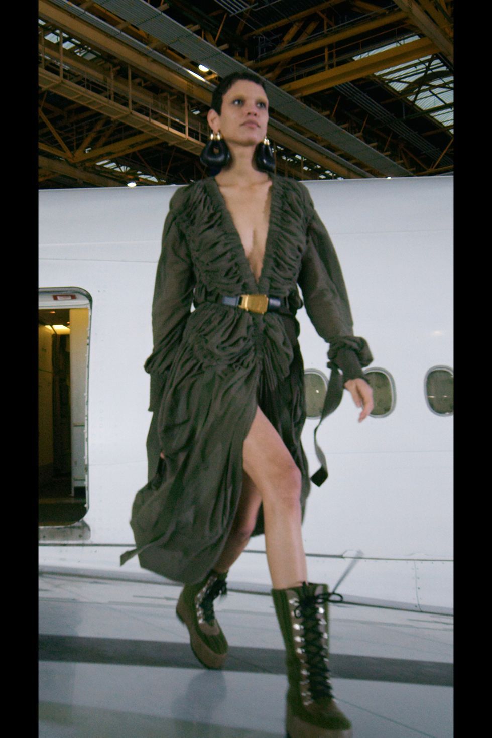 Celine Fall/21, Rüya Gibi Bir Şato'nun Çimenlerinde