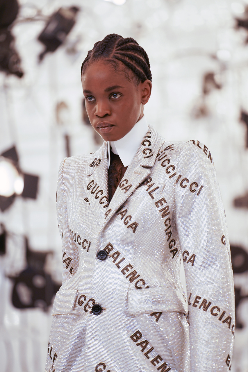 Gucci 100. Yaşını Balenciaga ile Kutluyor