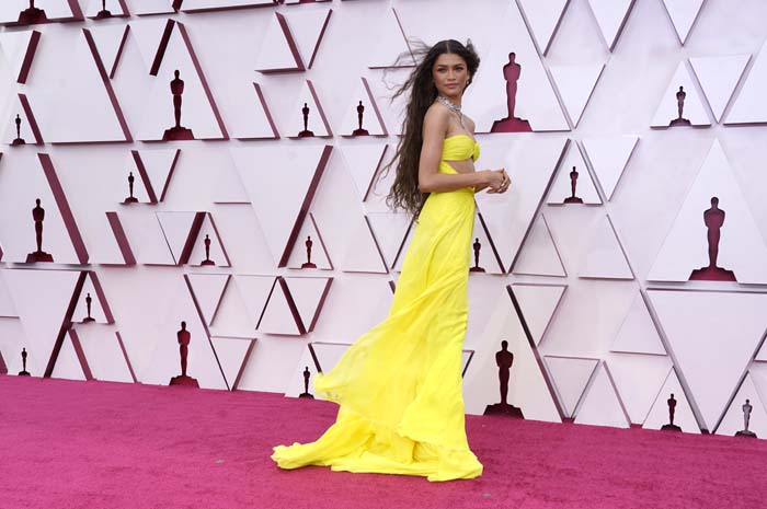 2021 Oscar Kırmızı Halısında Şıklık Yarışı