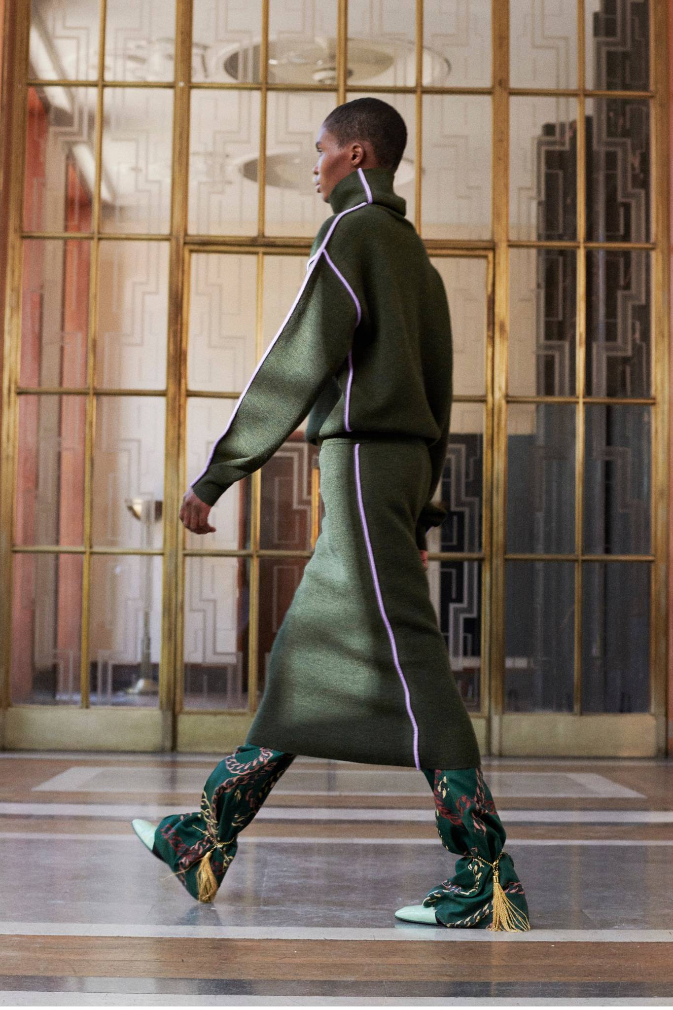 Victoria Beckham Yeni Koleksiyonunda Fiyatları Düşürdü