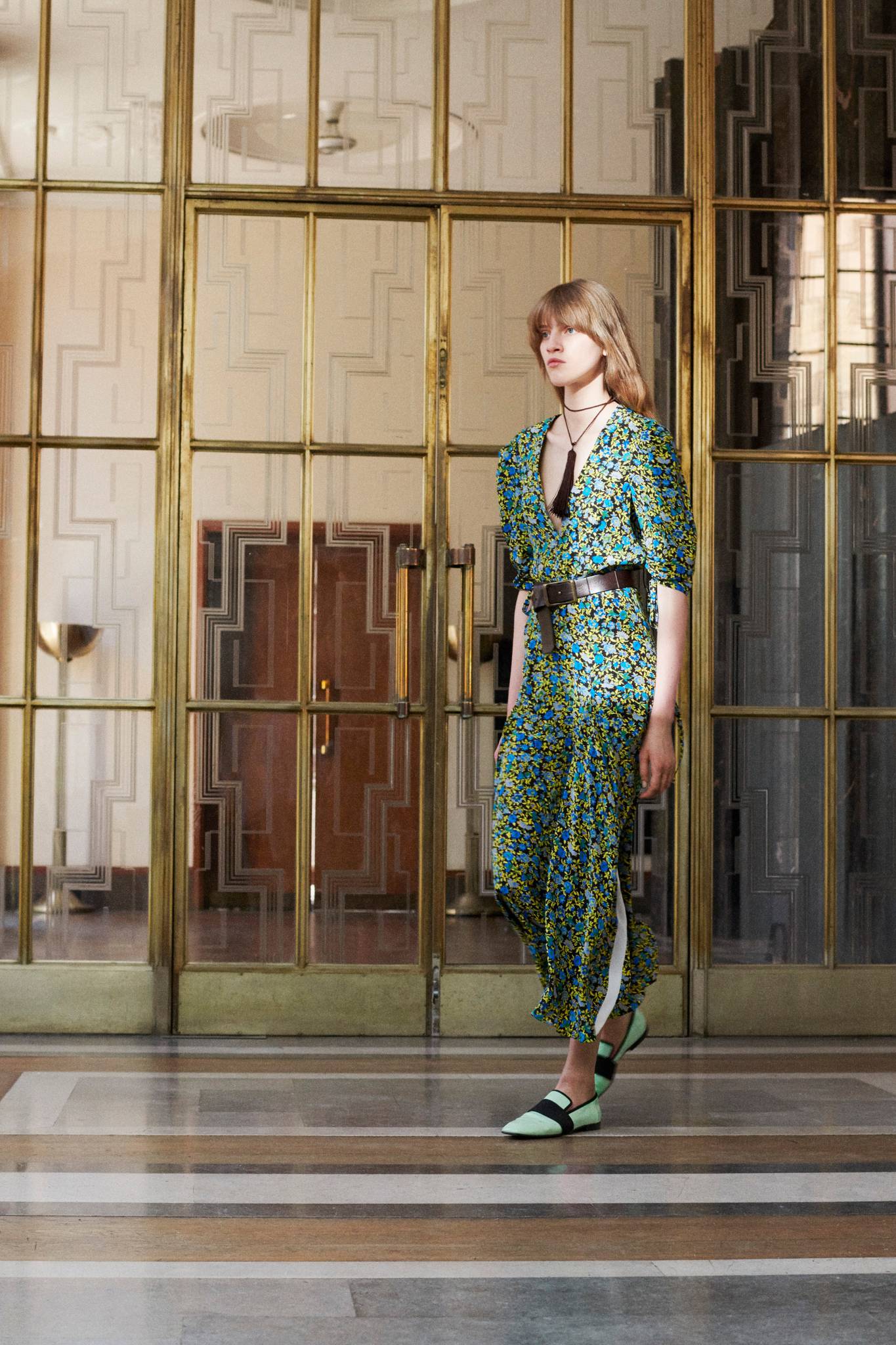 Victoria Beckham Yeni Koleksiyonunda Fiyatları Düşürdü