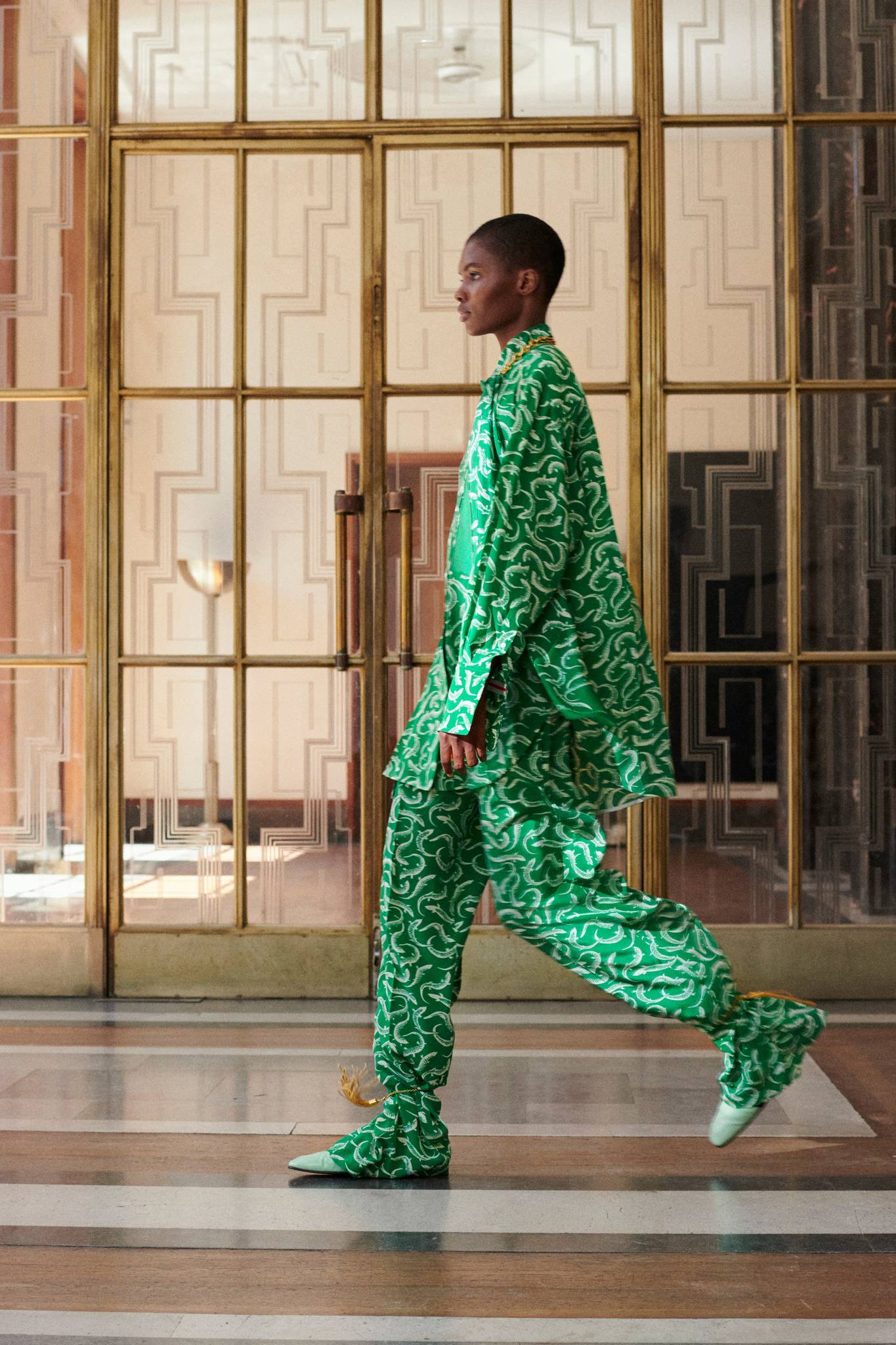 Victoria Beckham Yeni Koleksiyonunda Fiyatları Düşürdü