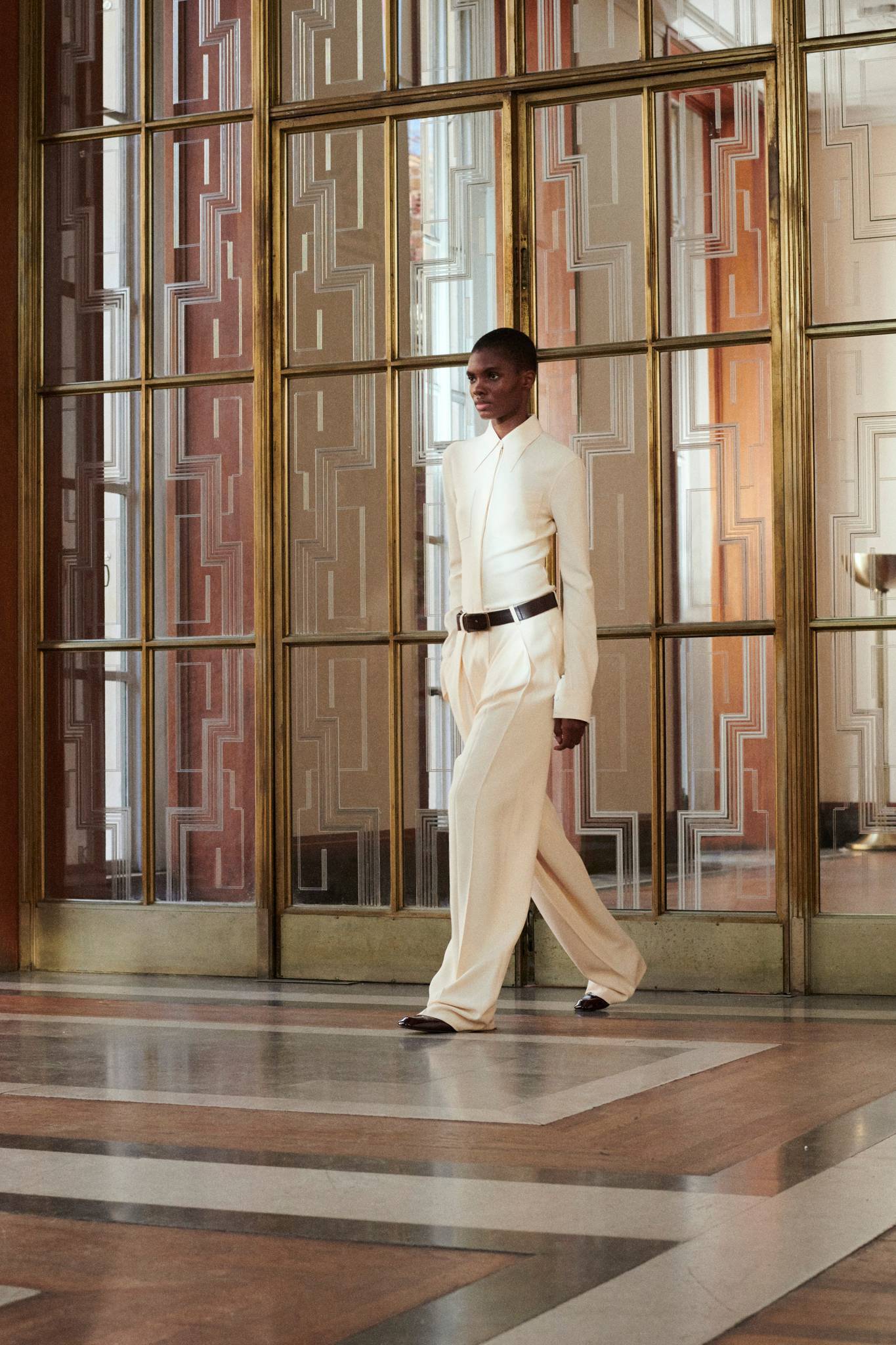 Victoria Beckham Yeni Koleksiyonunda Fiyatları Düşürdü