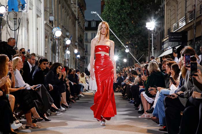 Pieter Mulier, Alaia'daki İlk Koleksiyonunu Sundu