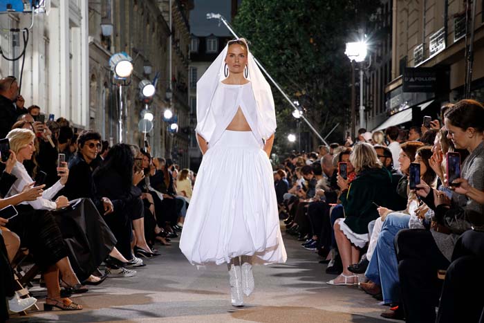 Pieter Mulier, Alaia'daki İlk Koleksiyonunu Sundu