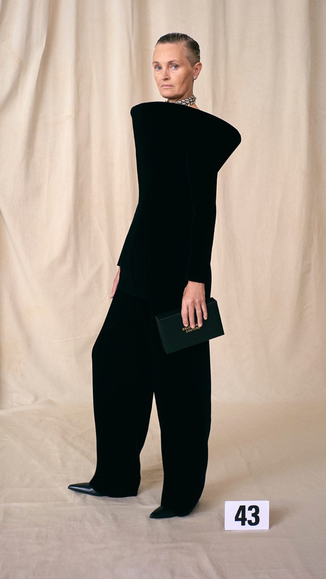 53 Yıl Sonra Yeniden: Balenciaga Couture