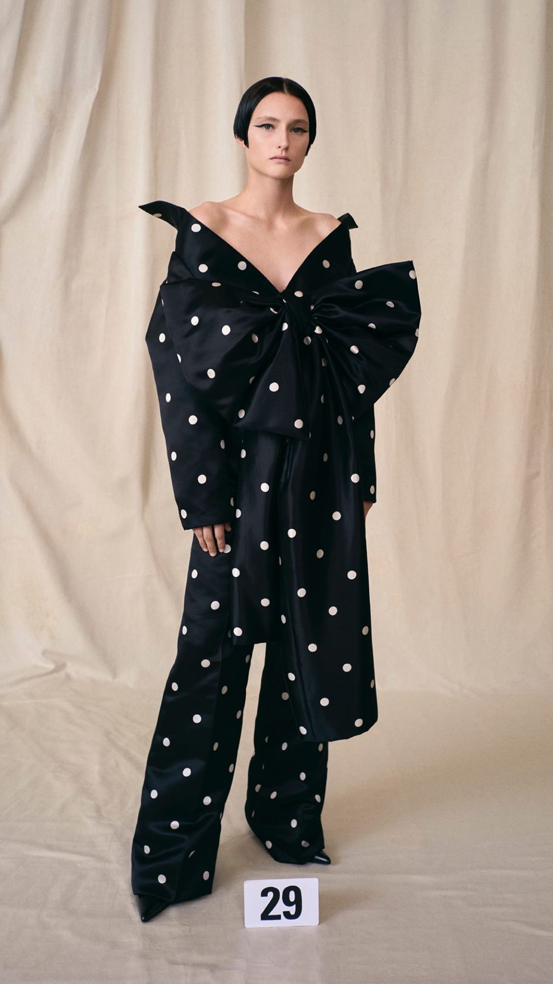 53 Yıl Sonra Yeniden: Balenciaga Couture