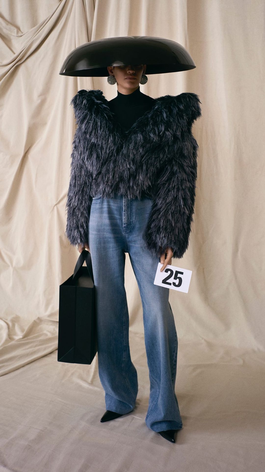 53 Yıl Sonra Yeniden: Balenciaga Couture