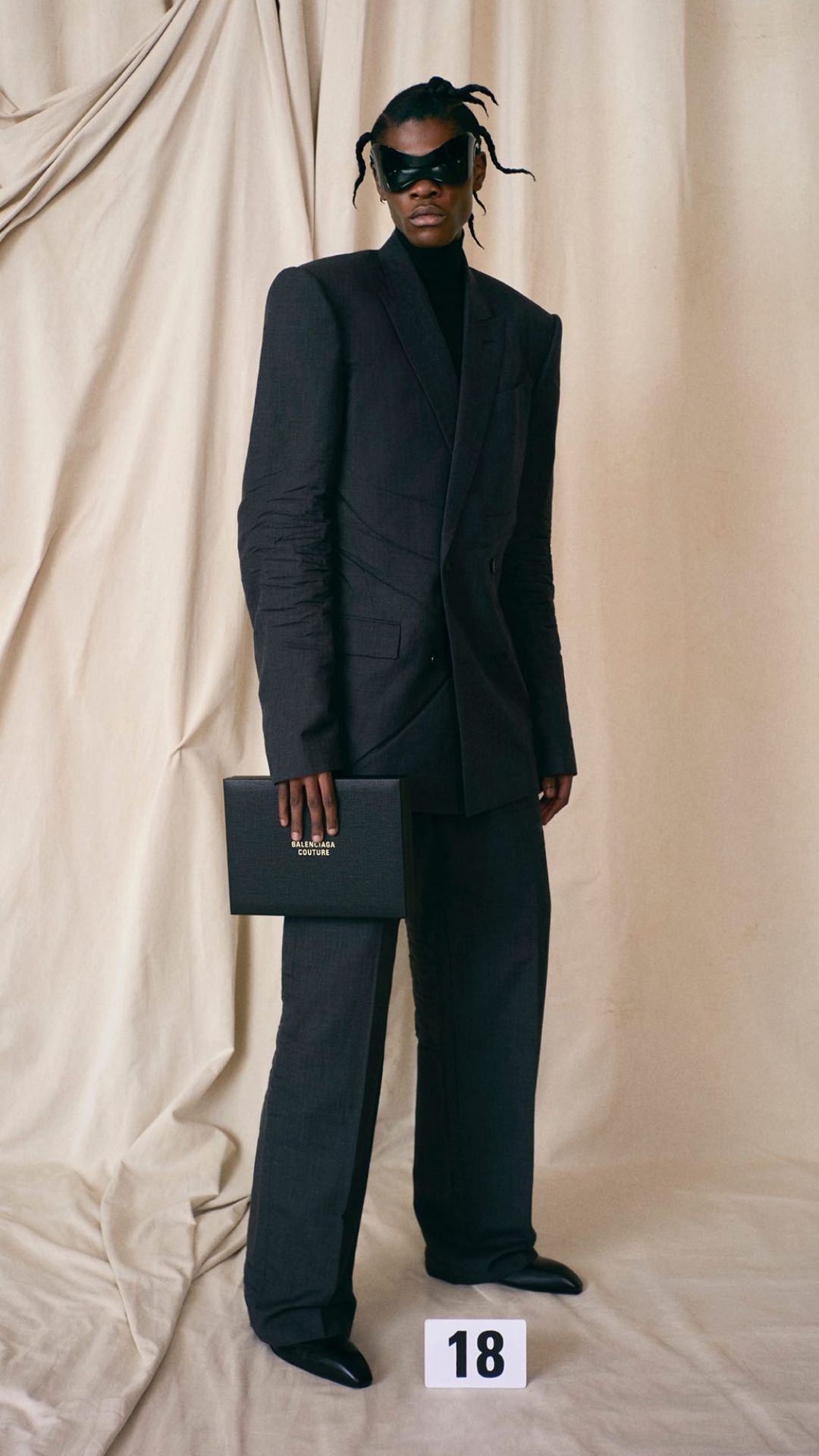 53 Yıl Sonra Yeniden: Balenciaga Couture