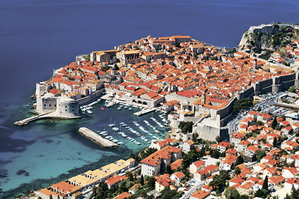 Tutkulu Gezginler İçin Keşfedilmeye Değer 100 Rota