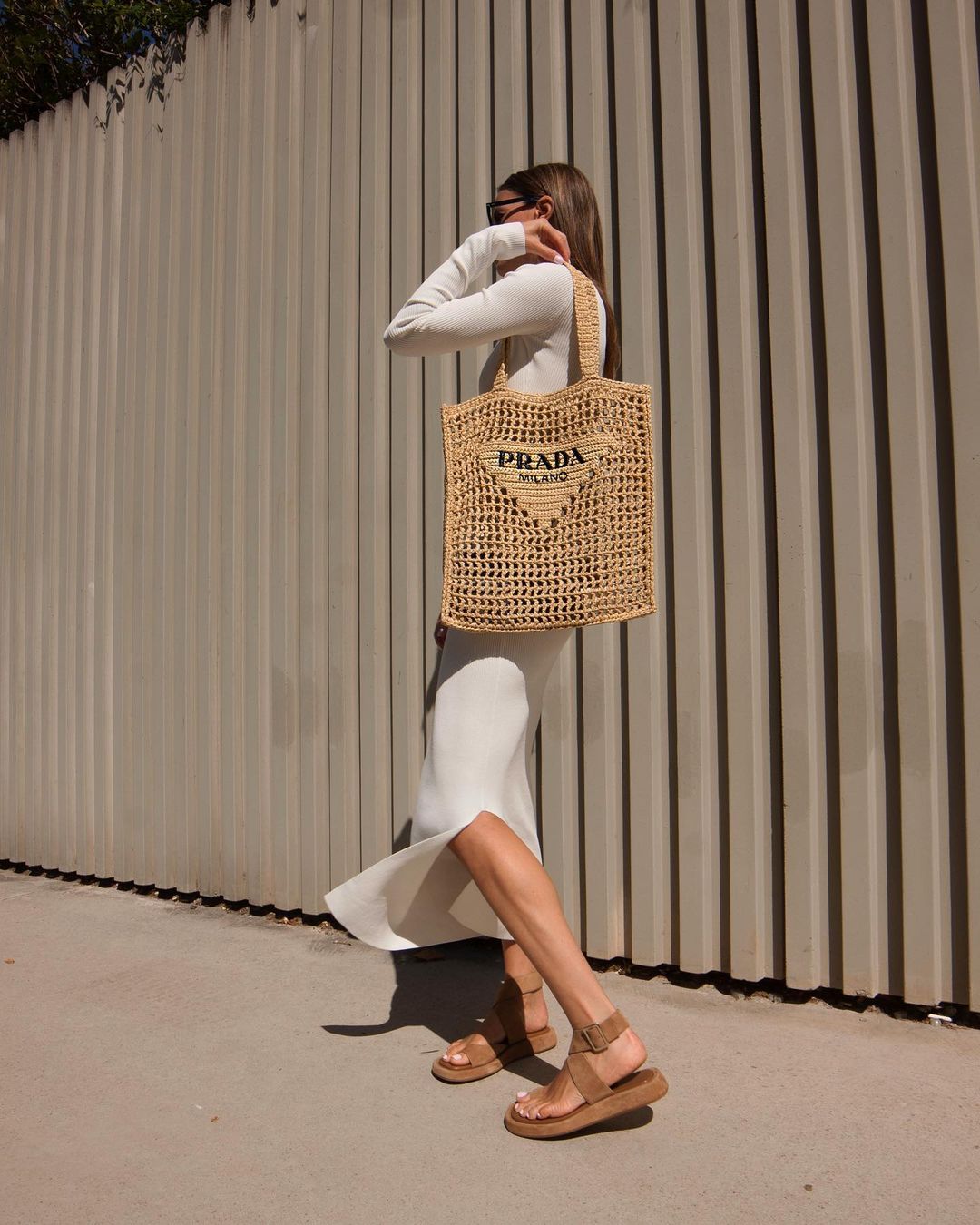 Son Dönemin En Instagrammer Çantası: Prada Rafya Beach