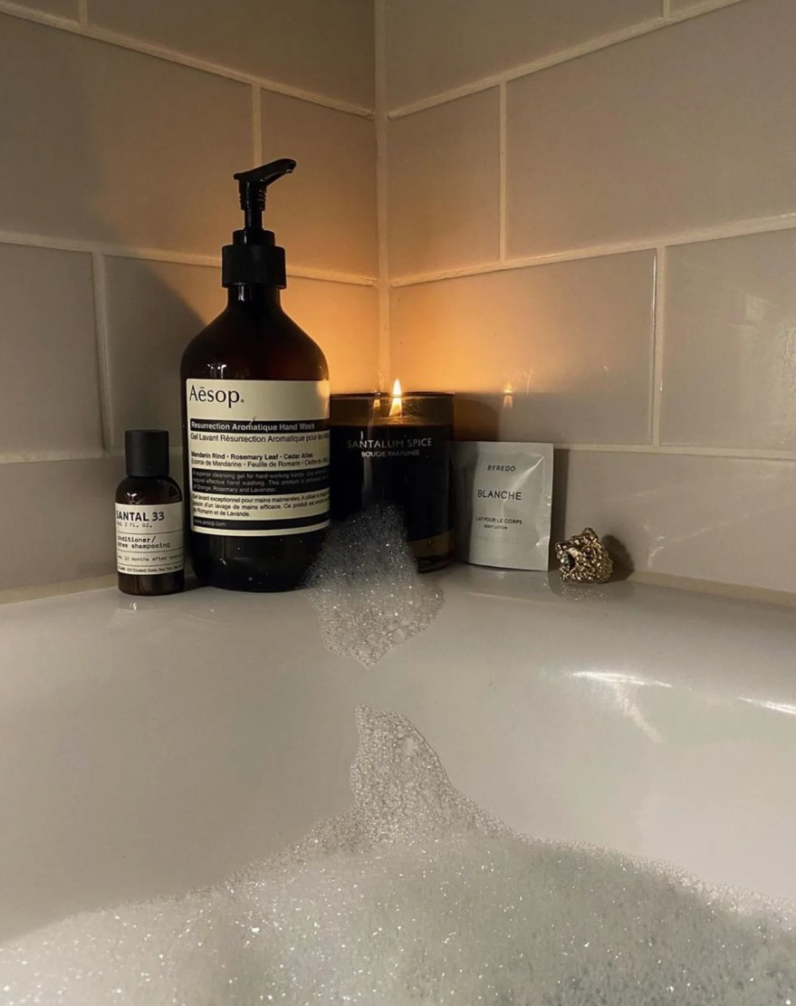 Gündüz Ve Gece Cilt Bakımı Arasındaki Fark Nedir?