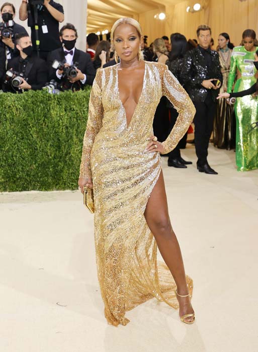 MET Gala 2021'in Stil Dozu Yüksek Kırmızı Halısı