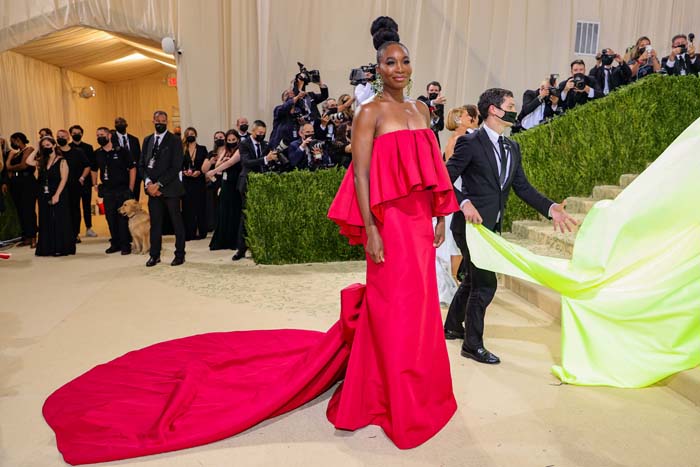 MET Gala 2021'in Stil Dozu Yüksek Kırmızı Halısı