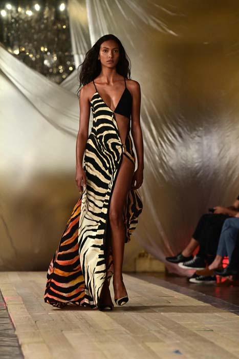 Roberto Cavalli İlkbahar/Yaz 2022