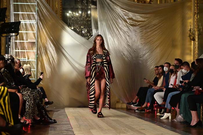 Roberto Cavalli İlkbahar/Yaz 2022