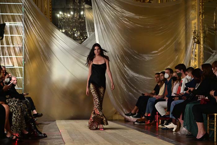 Roberto Cavalli İlkbahar/Yaz 2022