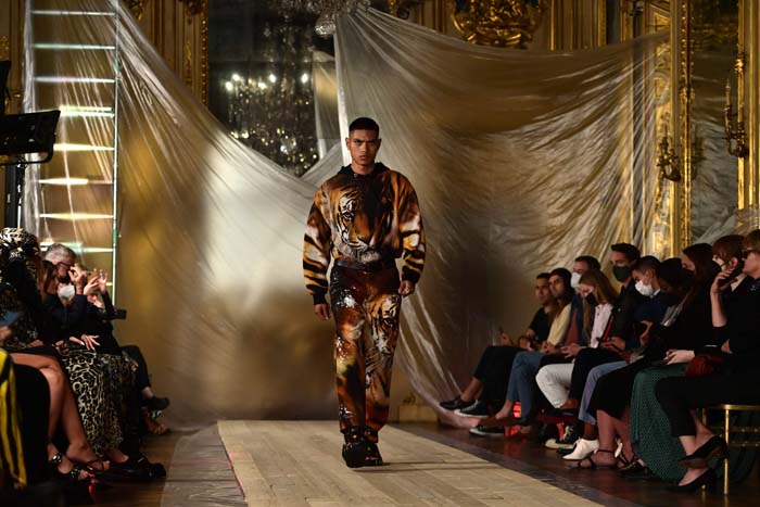 Roberto Cavalli İlkbahar/Yaz 2022