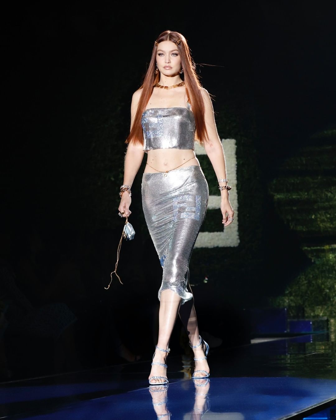 Moda Devlerinin Buluşması: Versace x Fendi