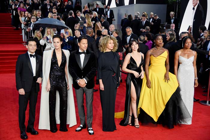 James Bond: No Time to Die Galasına Kraliyet Damgası